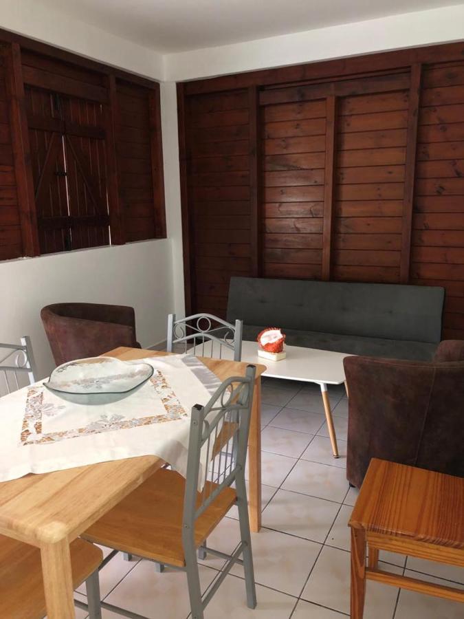 Appartement Jo Et Elie à Le Gosier  Extérieur photo
